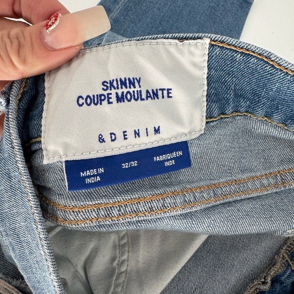 H&M Skinny Coupe Moulante Distressed Jeans Size 32/32 - Picture 5 of 12